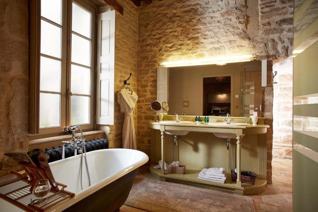 Le Clos Sainte-Marguerite Бон Номер фото